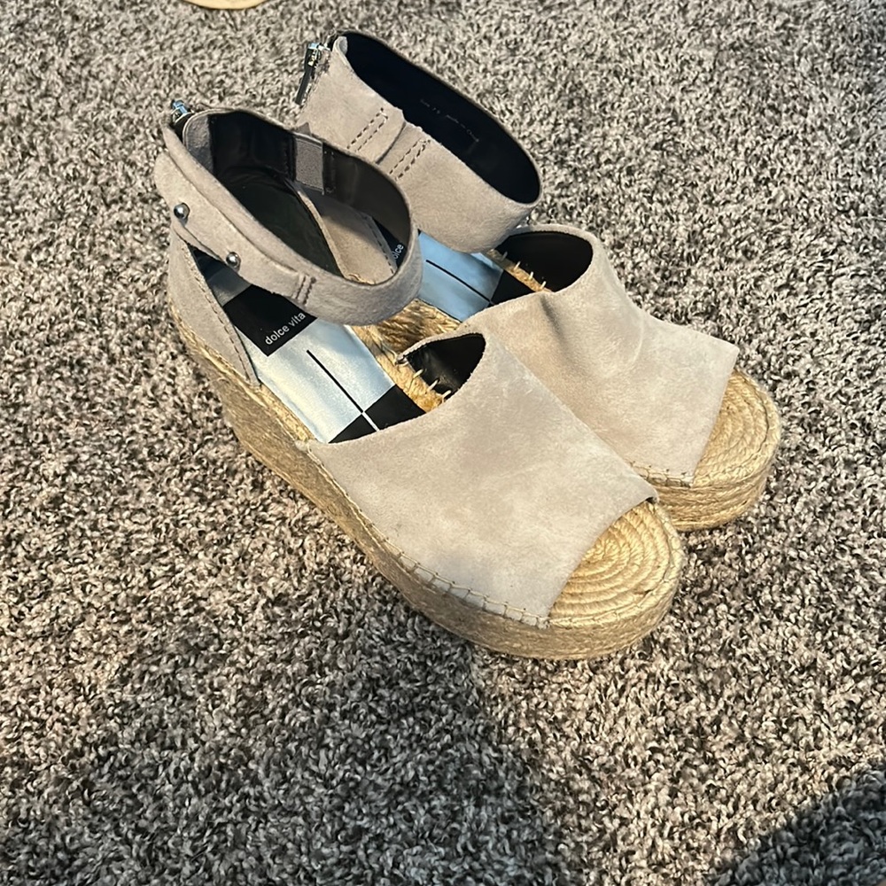 NWOT Dolce Vita Espadrille Wedge